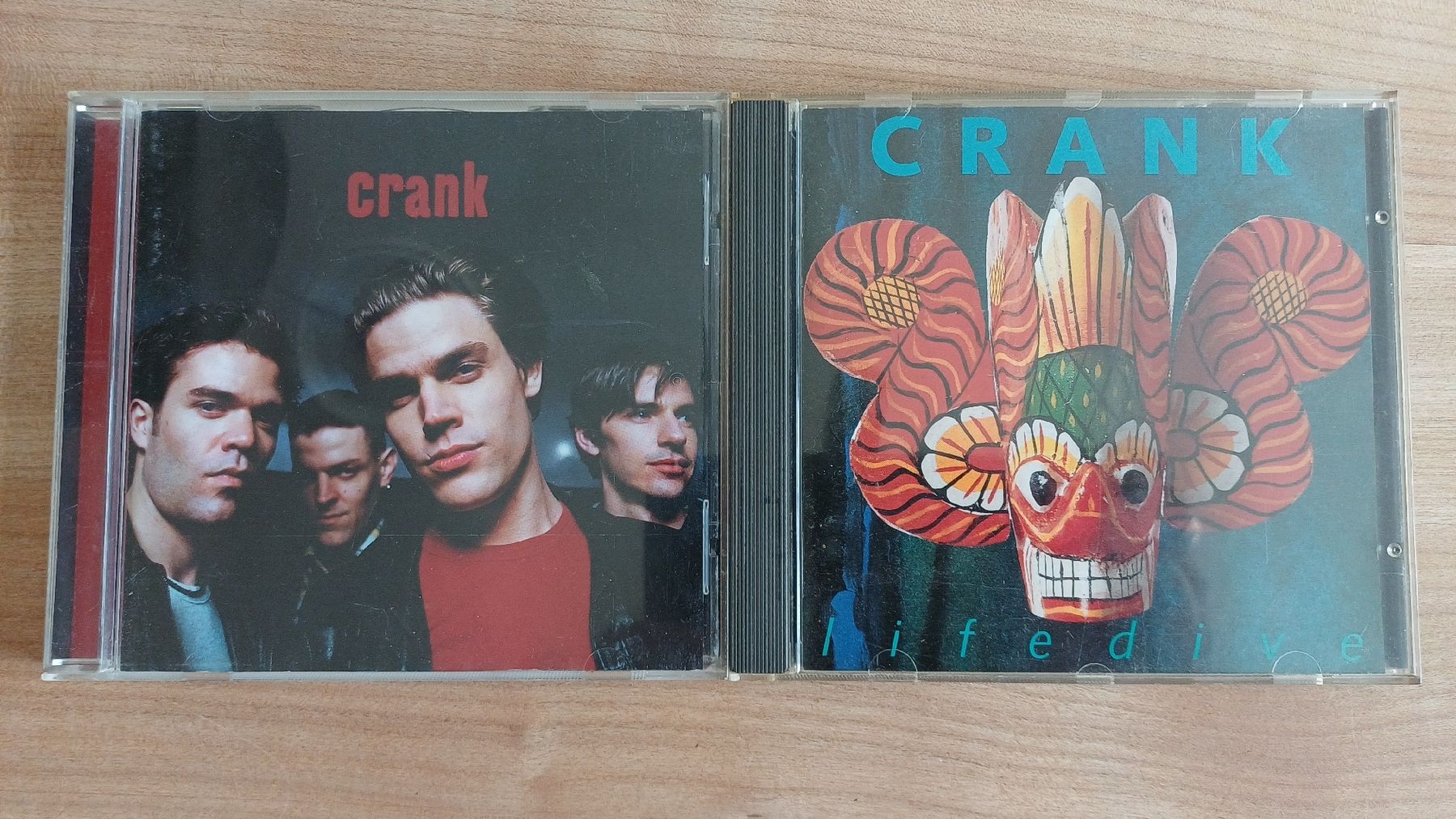 CD: Crank! Schweizer Rock aus den 90er.  – Usato da Luzern venduto da Profet
