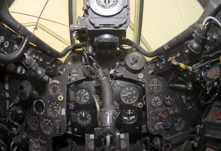 Instrument Zifferblatt DH-100 Vampire (Gebraucht) in Neuenkirch für CHF ...