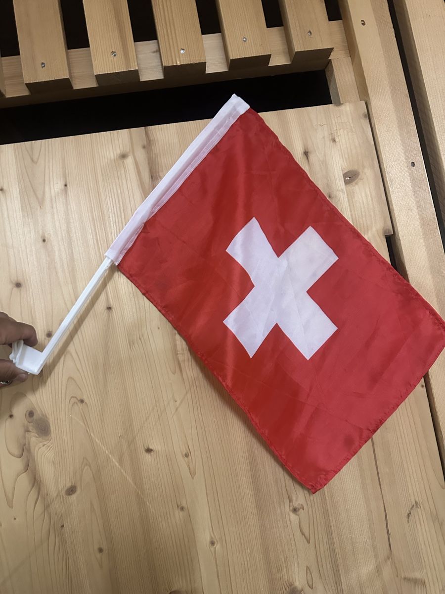 Bandiere: Drapeaux suisse 🇨🇭 – Nuovo e nell'imballaggio originale da Genève venduto da van_7pht