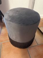 Pouf rotondo Conforama in velluto grigio con frange  NUOVO