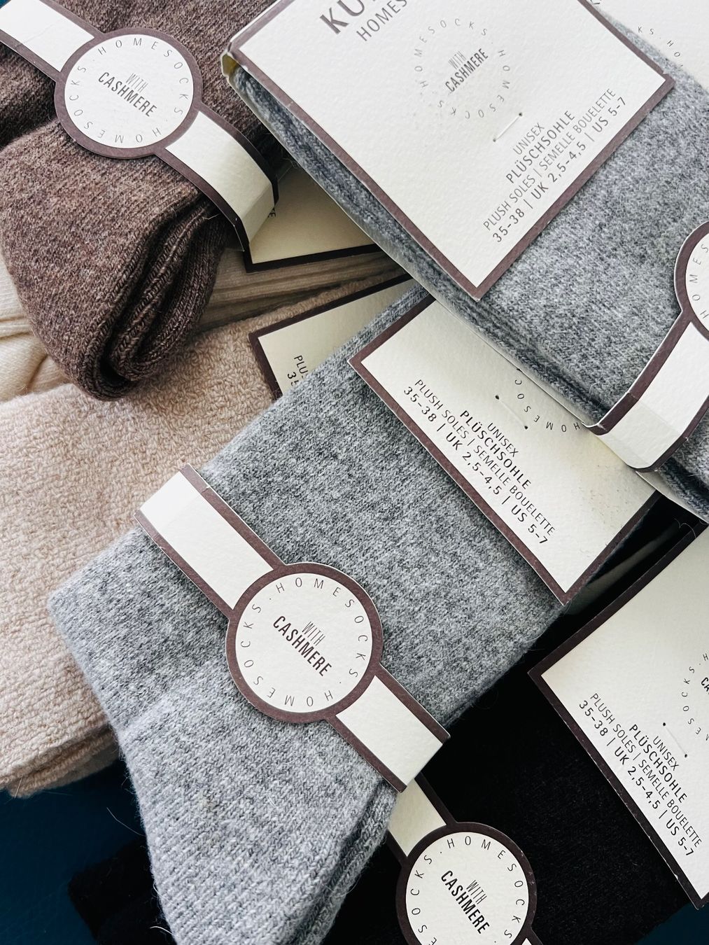 Socken: Cashmere Home Socks KUNERT Grösse 35-38 – Neu und originalverpackt aus Zumikon von DamenFashionShop 1
