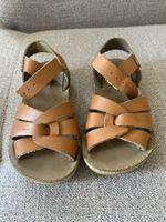 Schöne Ledersandalen, auch für Wasser geeignet.