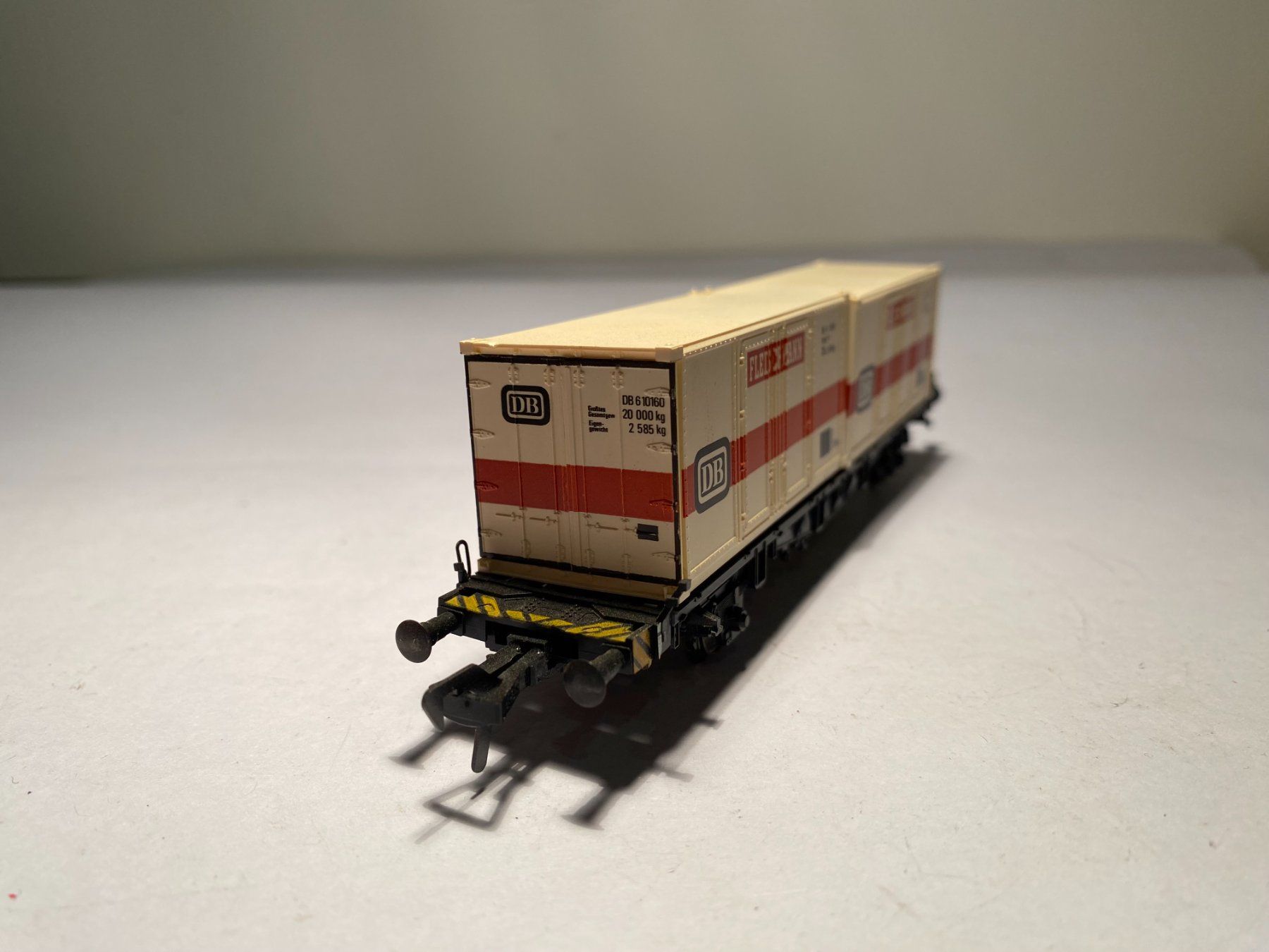 Fleischmann Modellini di ferrovie: Fleischmann 5232 H0 Containertragwagen mit 2 Container – Usato da Buchrain venduto da Modellbahn11 4