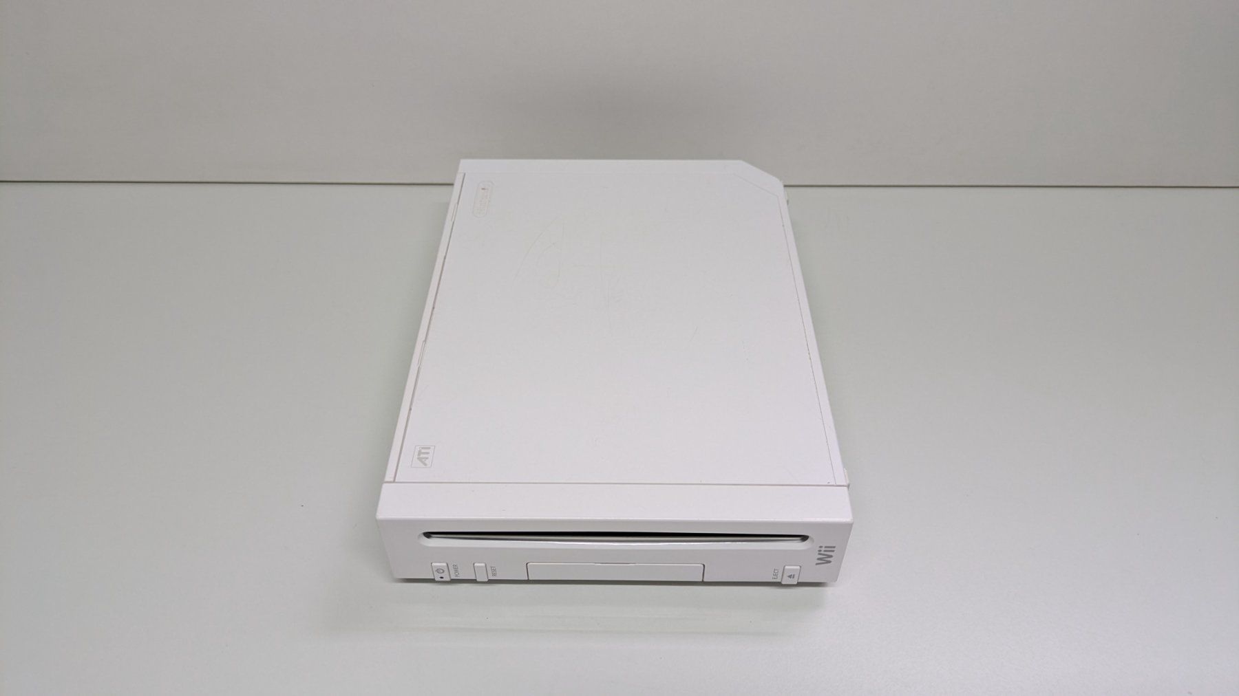 Nintendo Console: Nintendo Wii mit Classic Controller und Retro-Games – Usato da Menziken venduto da mame18 4