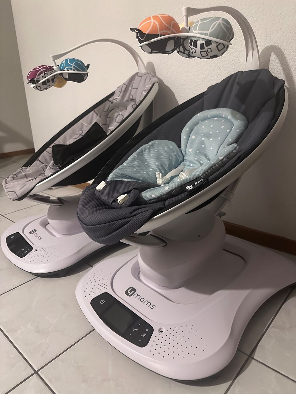 Babymoov Altre altalene da giardino: 2x balançoire bébé 4moms MamaRoo multi-mouvements – Usato da Matran venduto da ALPINAPHONE 1