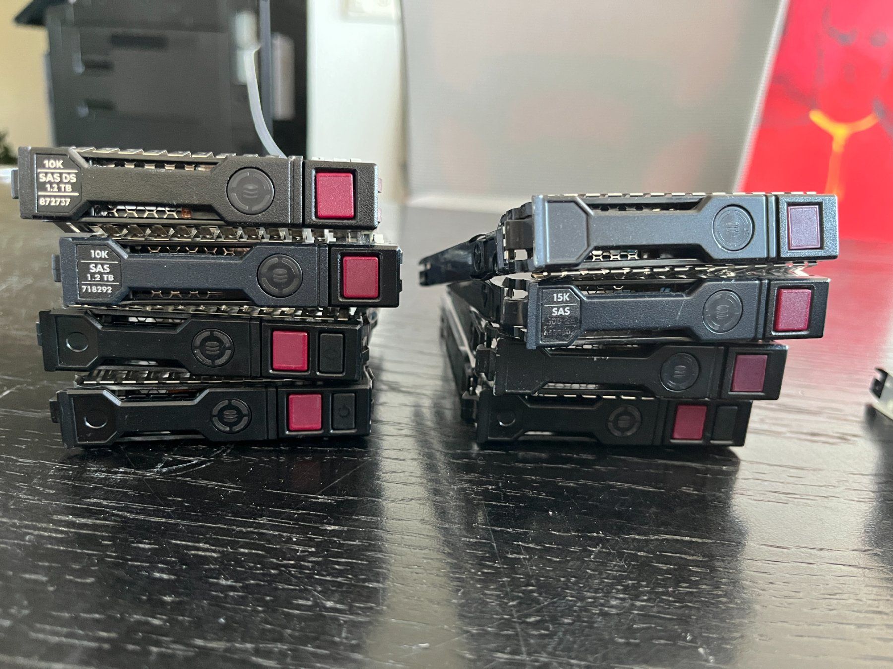 Hewlett Packard Server: HPE 2.5" Festplattenrahmen Disk Tray 8 Stück – Gebraucht aus Bettwil von man_kys8