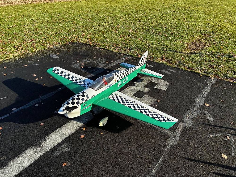 Acro Modell - F3A 160 cm inkl. 3 Lipo (Gebraucht) in Volketswil für CHF ...