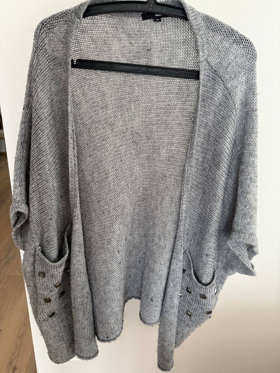 Tally Weijl Jacken: Tally Weijl Strickjacke, grau, Grösse XS – Gebraucht aus Richterswil von KAYLEIGH_77 3
