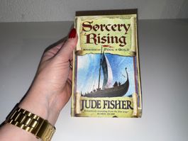 NOVEL: JUDE FISHER, Sourcery rising