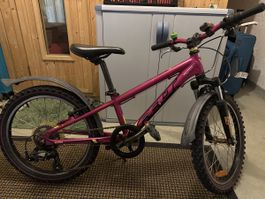 Kinder-Mountainbike 20’‘ lila gebraucht