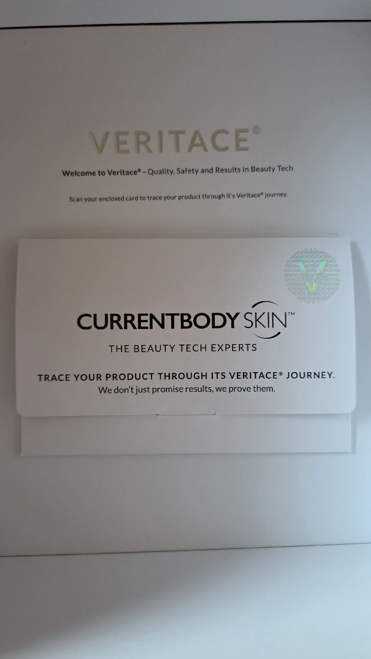 Cura del viso: Currentbody Skin LED Mask und Neck Set – Usato da Mettau venduto da eli_k78v 5