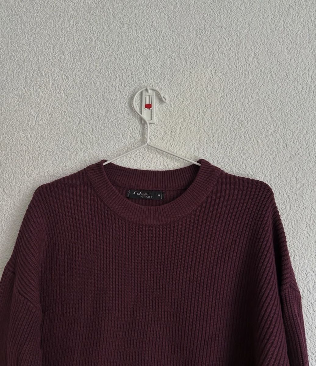 Maglioni & Felpe: Bordeaux roter Strickpullover, Grösse M – Usato da Chur venduto da faja7000 1