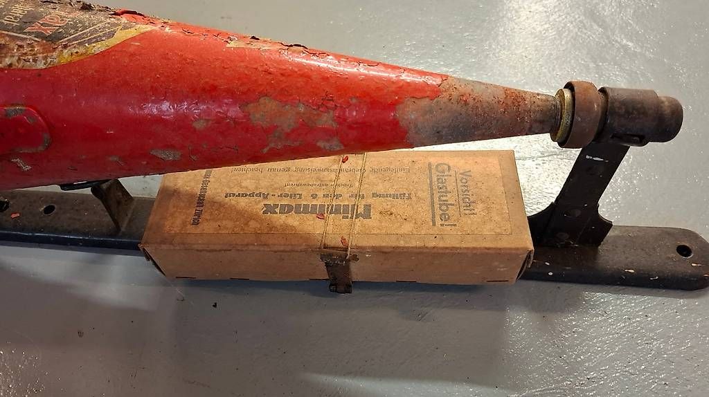 Feuerlöscher: Minimax Antiker Feuerlöscher – Gebraucht aus Merenschwand von Teggerspazi 3