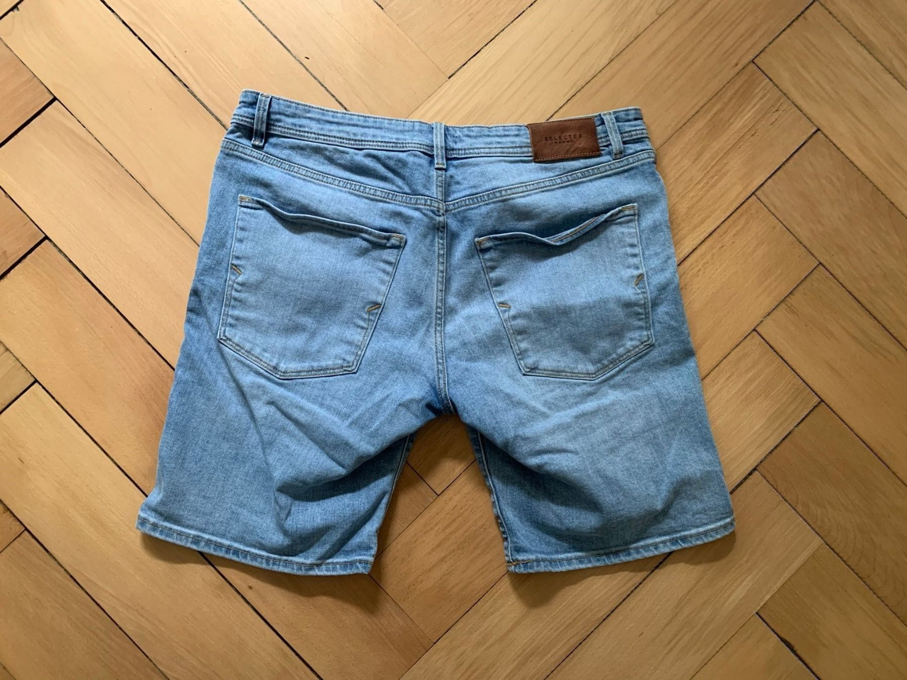 Jeans: SELECTED HOMME - Jeansshorts hellblau XL – Usato da Zürich venduto da Diazaio 2