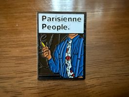 Pin Anstecknadel Parisienne People gebraucht Zustand