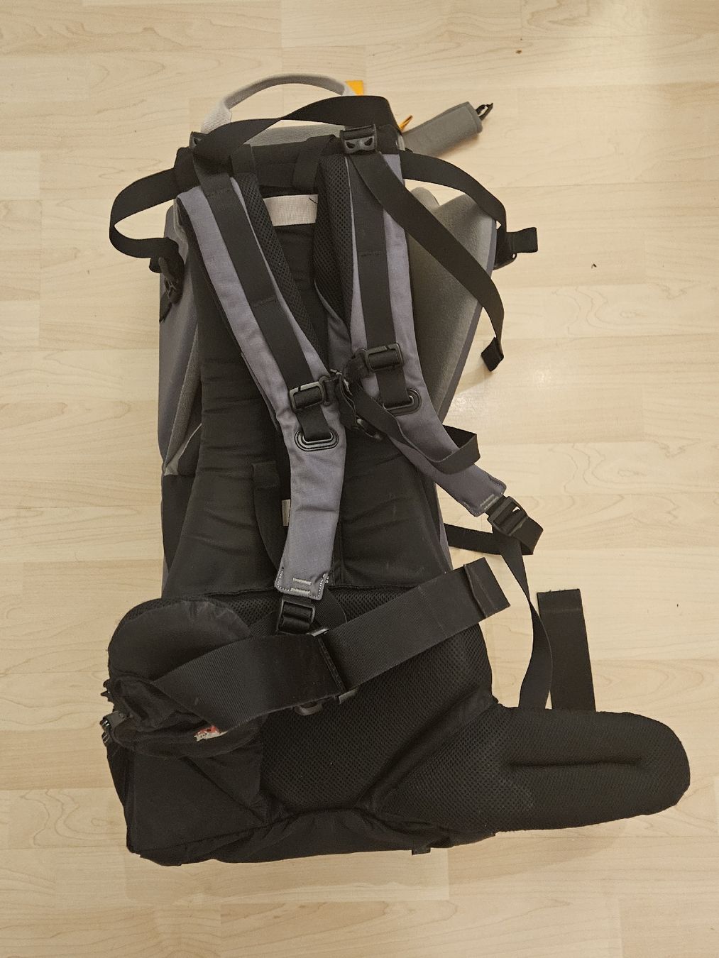 Sacs à dos: Kindertrage Rücksack – D'occasion à Jonen par Airspeed 1