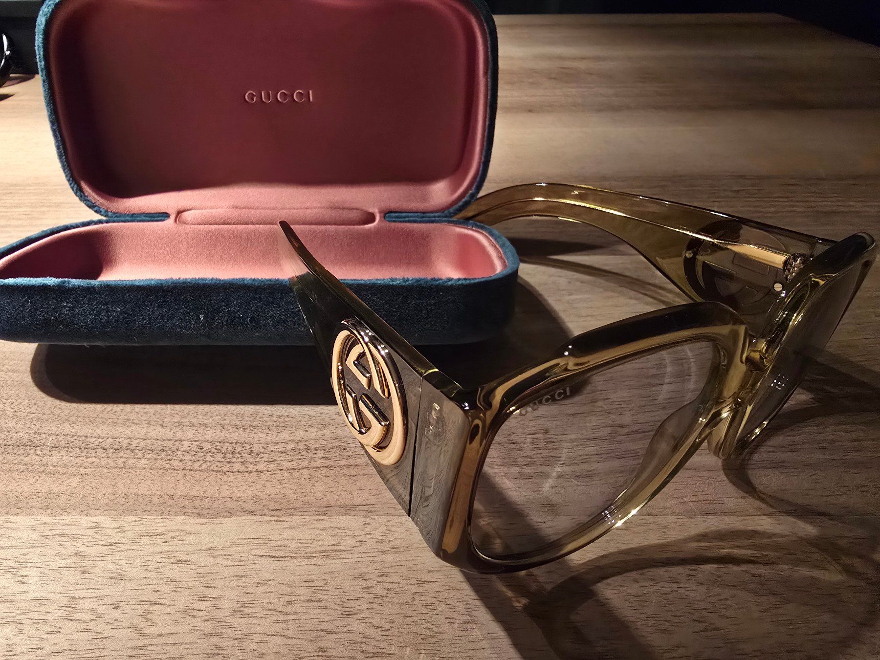 Gucci Lunettes & Verres: GUCCI Oversized Interlocking G Sunglasses – Neuf (Voir description) à Fehraltorf par buylow3000 5