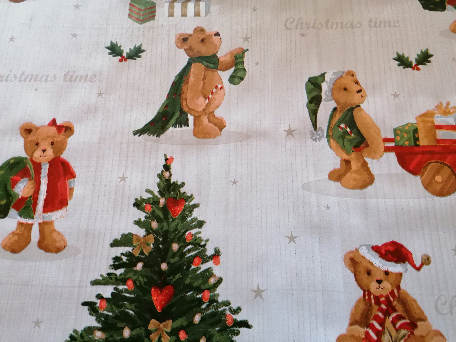 Tessuti: Wachstuch Christmas Teddy ca. 1.40 cm x 54 cm – Nuovo (secondo la descrizione) da Zollikofen venduto da Blackie