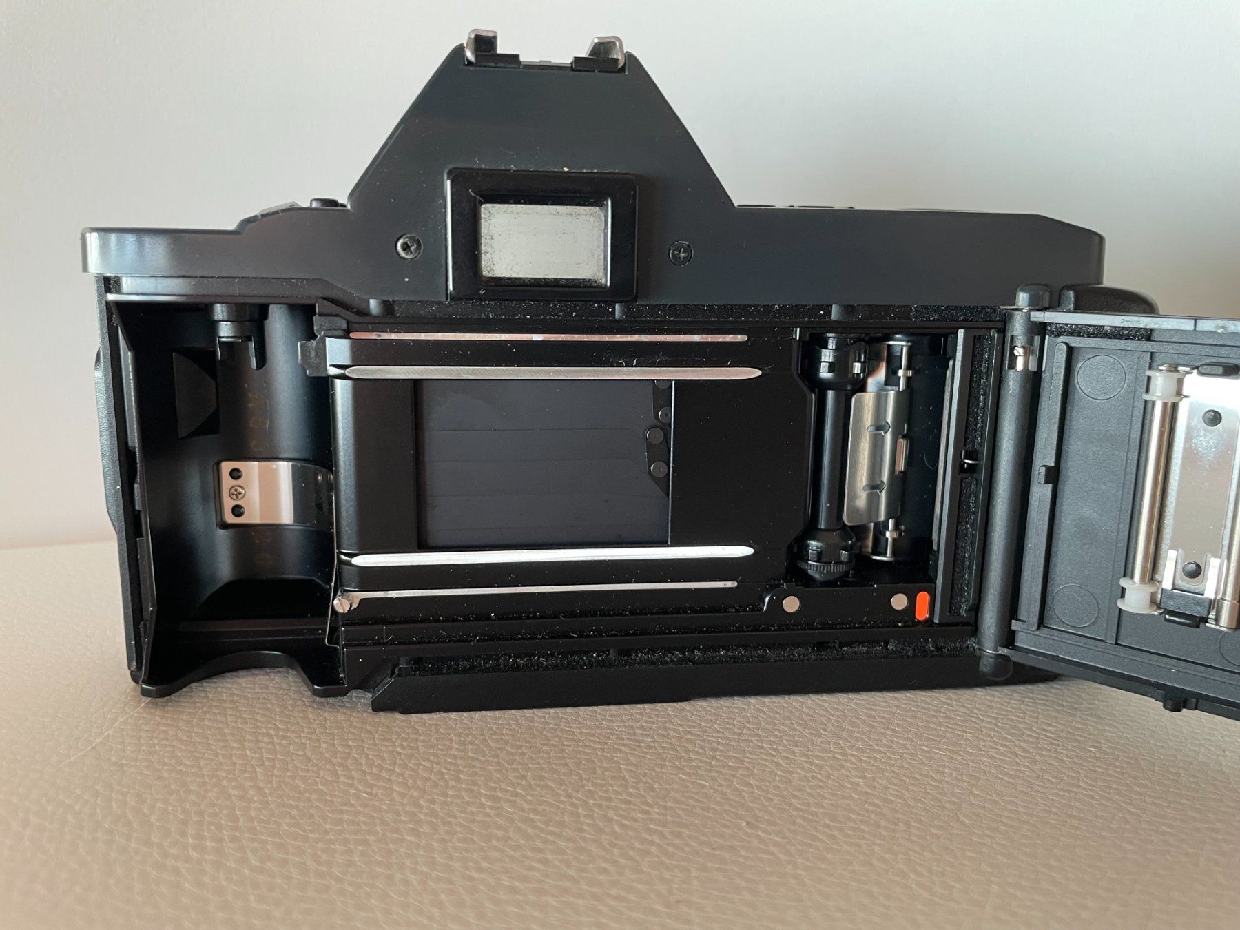 Canon Kamera: Canon T70 – Gebraucht aus Petit Lancy von gil_hr6v 6