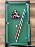 Tisch-Billard
