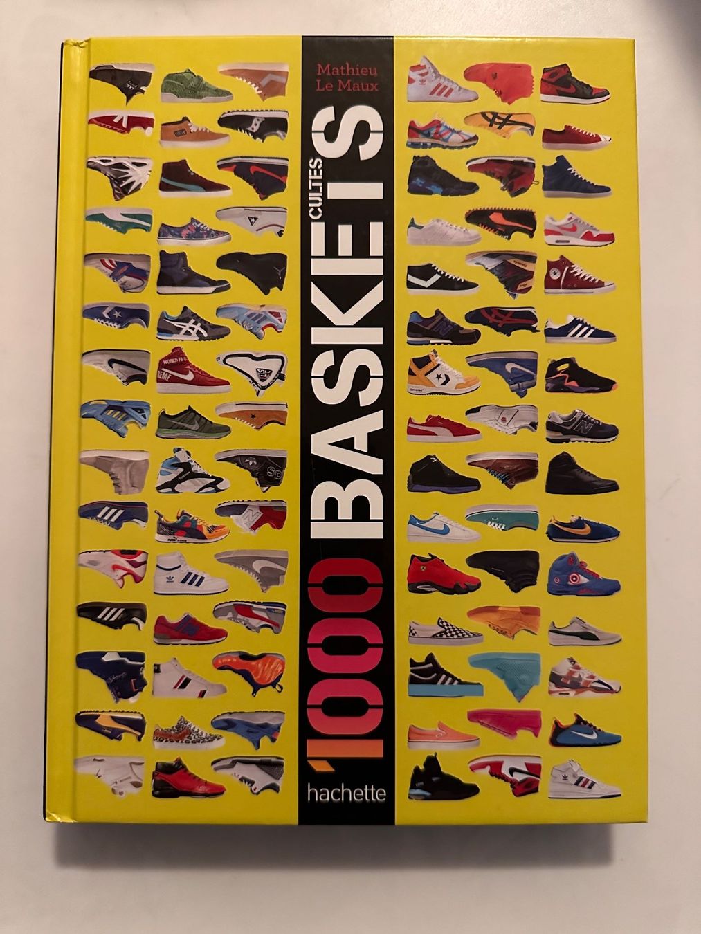 Libri: 1000 Baskets cultes – Nuovo (secondo la descrizione) da Bouveret venduto da seb_rjx8