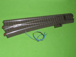 C-Gleis schlanke Weiche links 24711 + Antrieb (schwach) 2igs