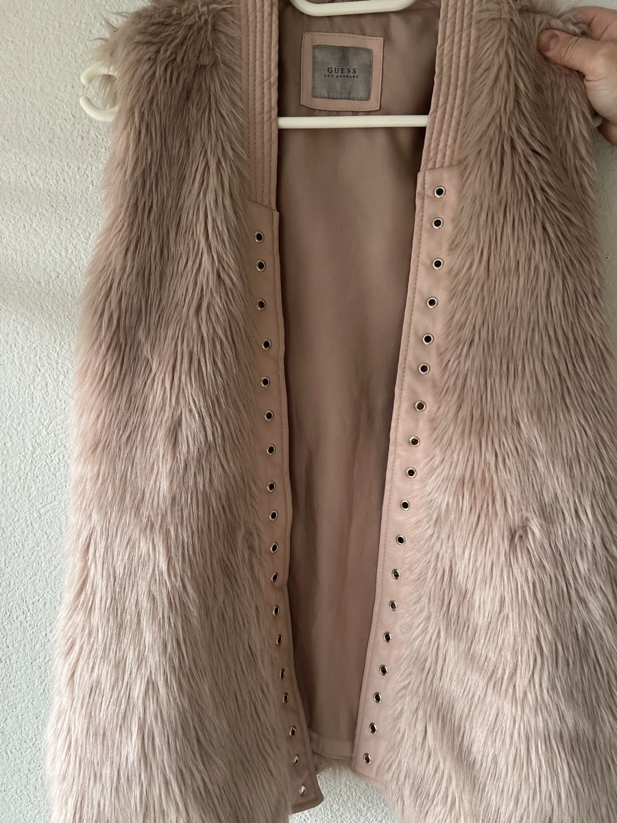 Guess Gilet & Giacche senza maniche: Original Guess hellrosa Veste kein echter Pelz – Nuovo (secondo la descrizione) da Winterthur venduto da yar_dpp8