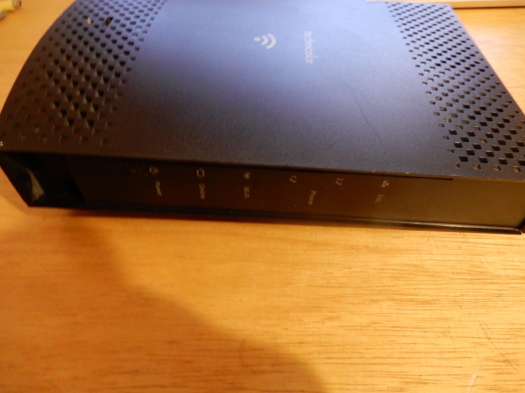 Modem & Router: Technicolor Internet Router, Schwarz, Günstig! – Usato da Worben venduto da MaKo3252 2