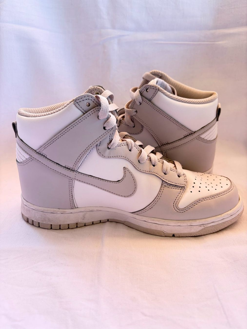 Nike Scarpe da uomo: Nike Dunk High weiss/grau, Gr. 38.5 – Usato da Neuendorf venduto da jas_j5nc 4