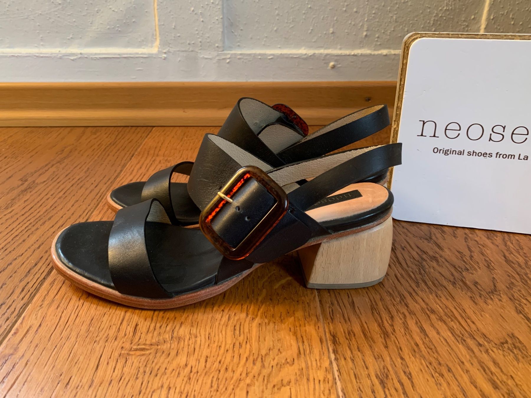 Neosens Scarpe da donna: Neosens Verdiso 3147 ebony Gr.37 – Nuovo (secondo la descrizione) da Zürich venduto da finsti 3