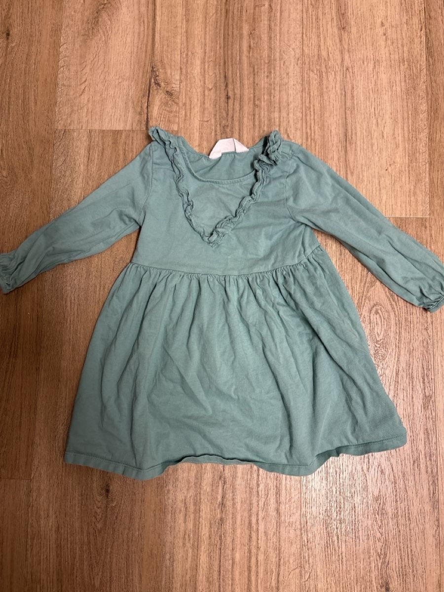 Vestiti & Gonne: Kleid grösse 98/104 – Usato da Hildisrieden venduto da Leoniewyr