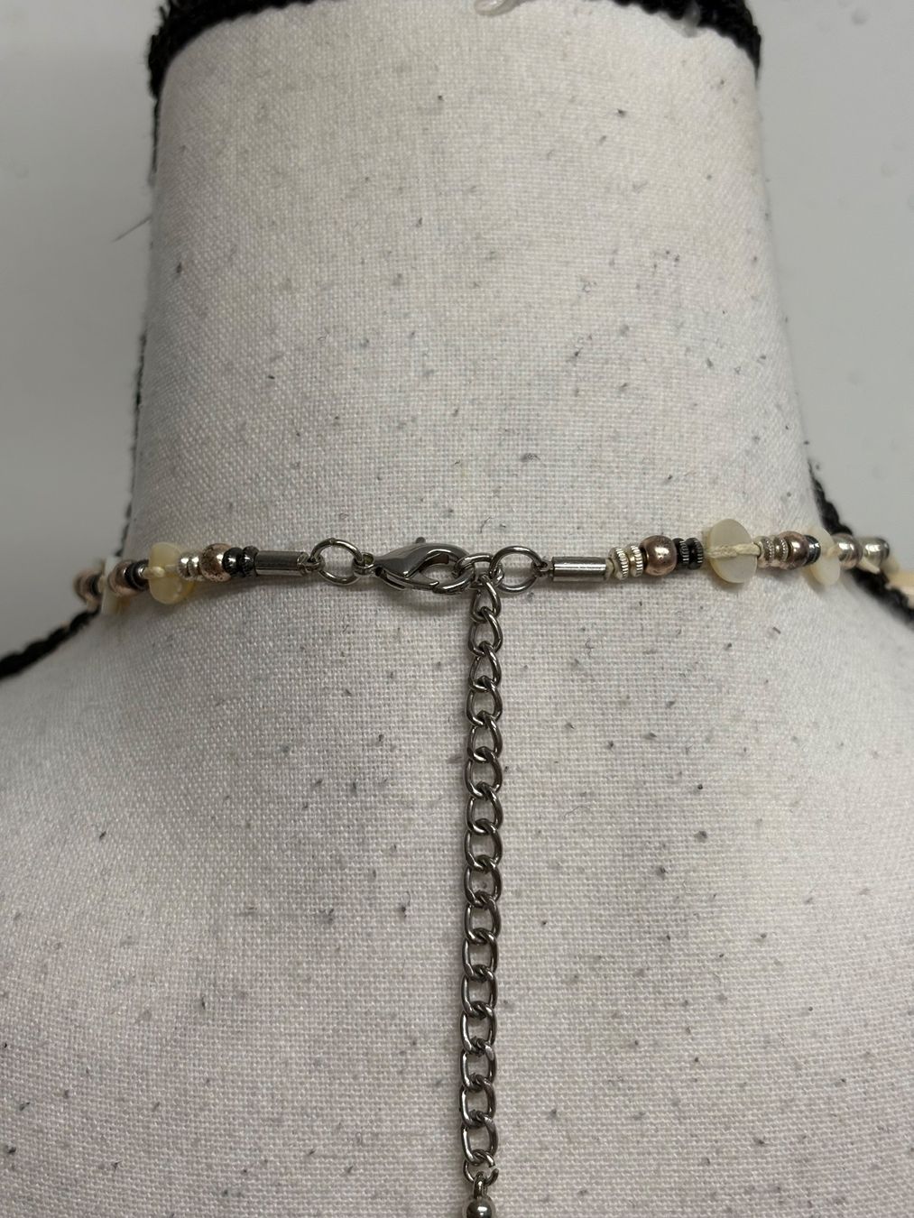 Catenine: Kurze Muschel Kette Halskette – Usato da Regensdorf venduto da secondchancefashion 3