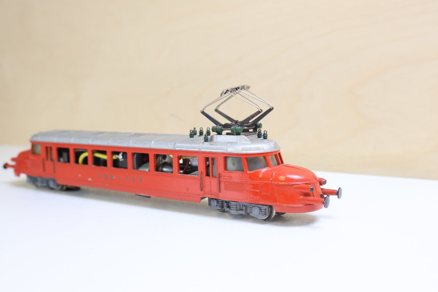 Hag Modellini di ferrovie: HAG SBB Roter Pfeil Triebwagen - Nr. 100 AC – Difettoso da Winterthur venduto da Monstera 4