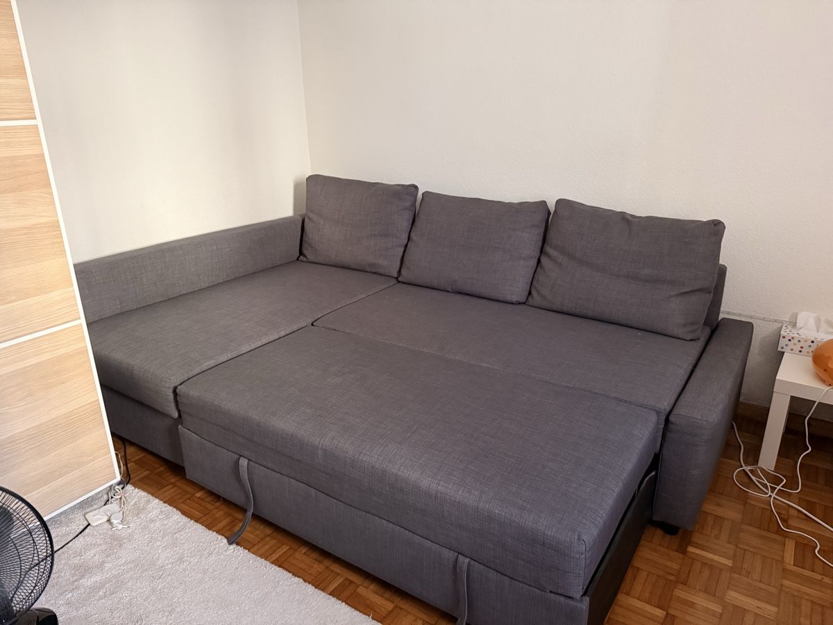 Ikea Divani: Ecksofa Schlafsofa Stoff grau mit Bettkasten – Usato da Rapperswil SG venduto da nad_fh8j 3