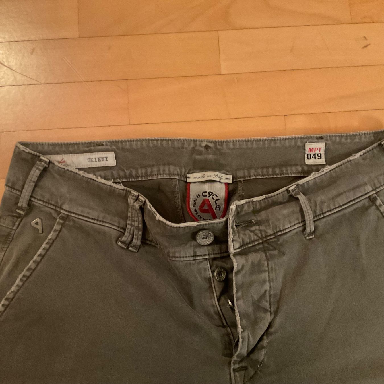 Pantaloni: Cycle pantaloni chino tg.32 – Usato da Breganzona venduto da Madame65