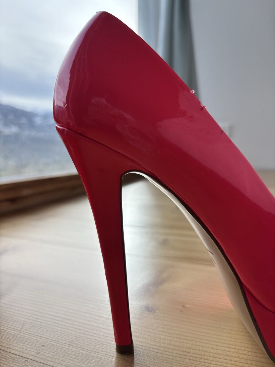 Damenschuhe: Escarpins vernis rose flashy, taille 38-39 – Gebraucht aus Sion von tchana77 3