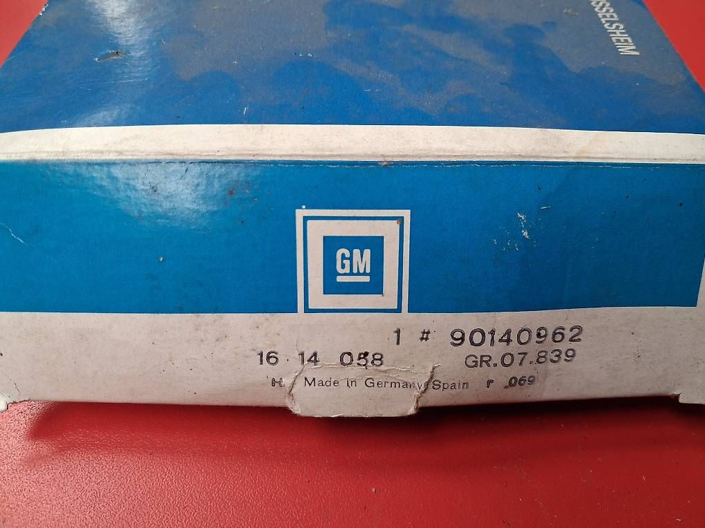Alle Autoersatzteile: Opel Stossstangenhalter 16 14 058 – Gebraucht aus Huttwil von kadett_78 1