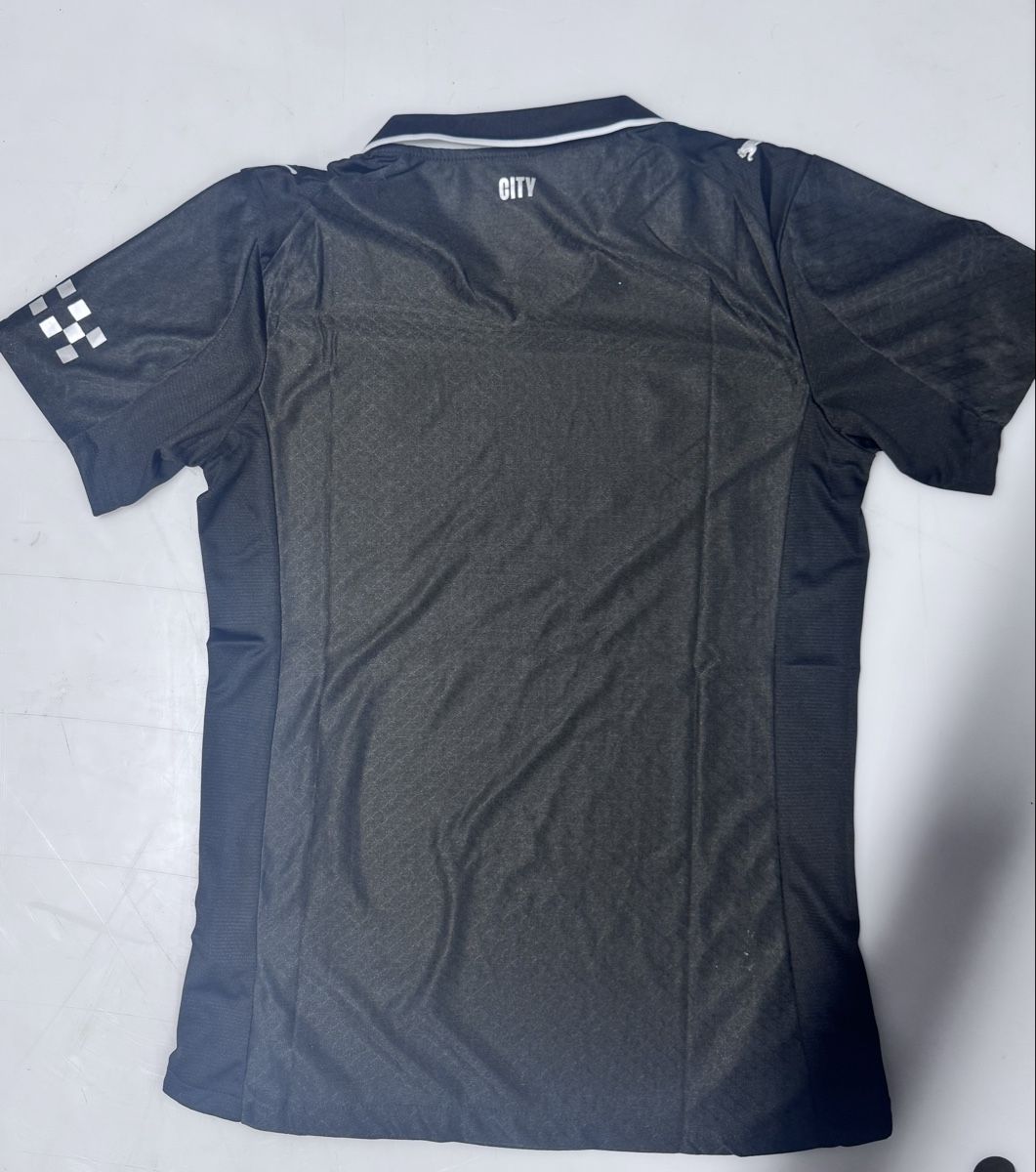 Leibchen & Hosen: Manchester City Trikot - Grösse M – Neu (gemäss Beschreibung) aus Bern von Miniparfum 3