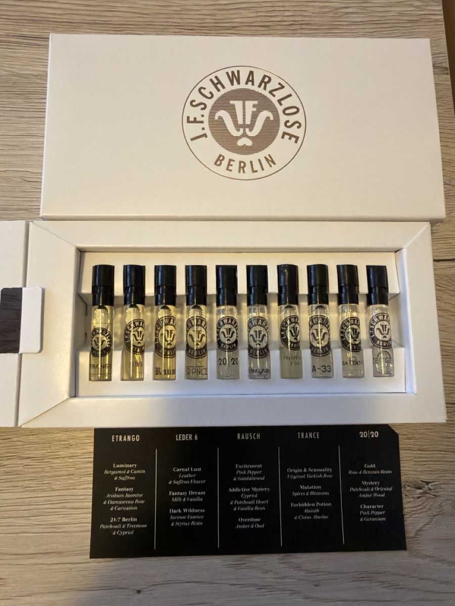 Profumi & Eau de Toilette: I.F.Schwarzlose Berlin Duftproben Set  – Usato da Höri venduto da jos_bs8c