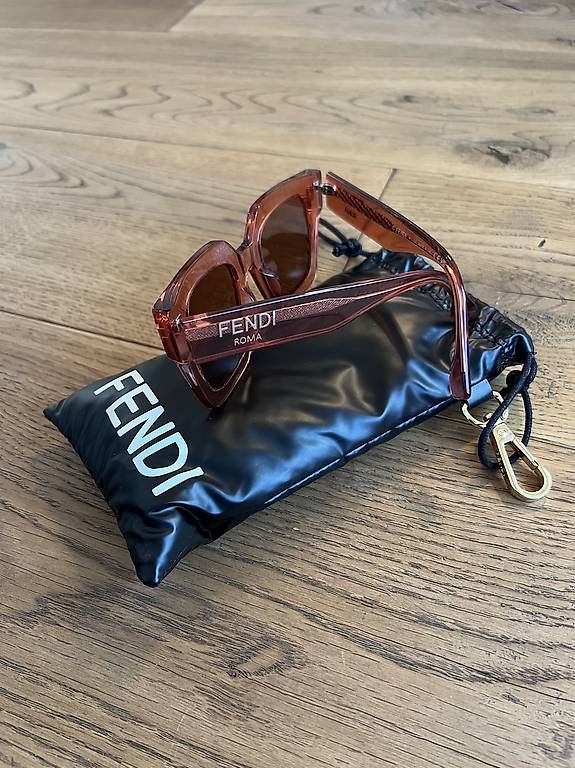 Occhiali & Lenti: Sonnenbrille – Usato da Kreuzlingen venduto da jul_7bhp 1