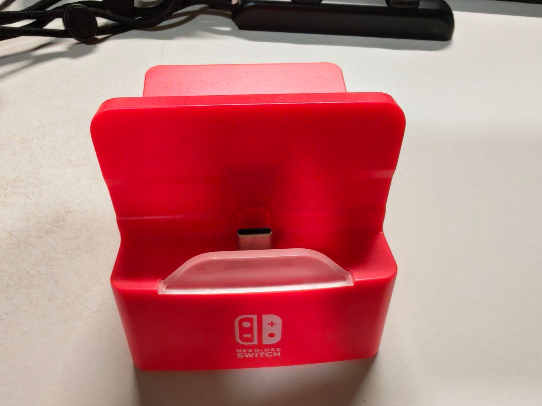 Nintendo Konsolen: Nintendo Switch mit offizieller Hülle – Gebraucht aus Zürich von explosion7 1