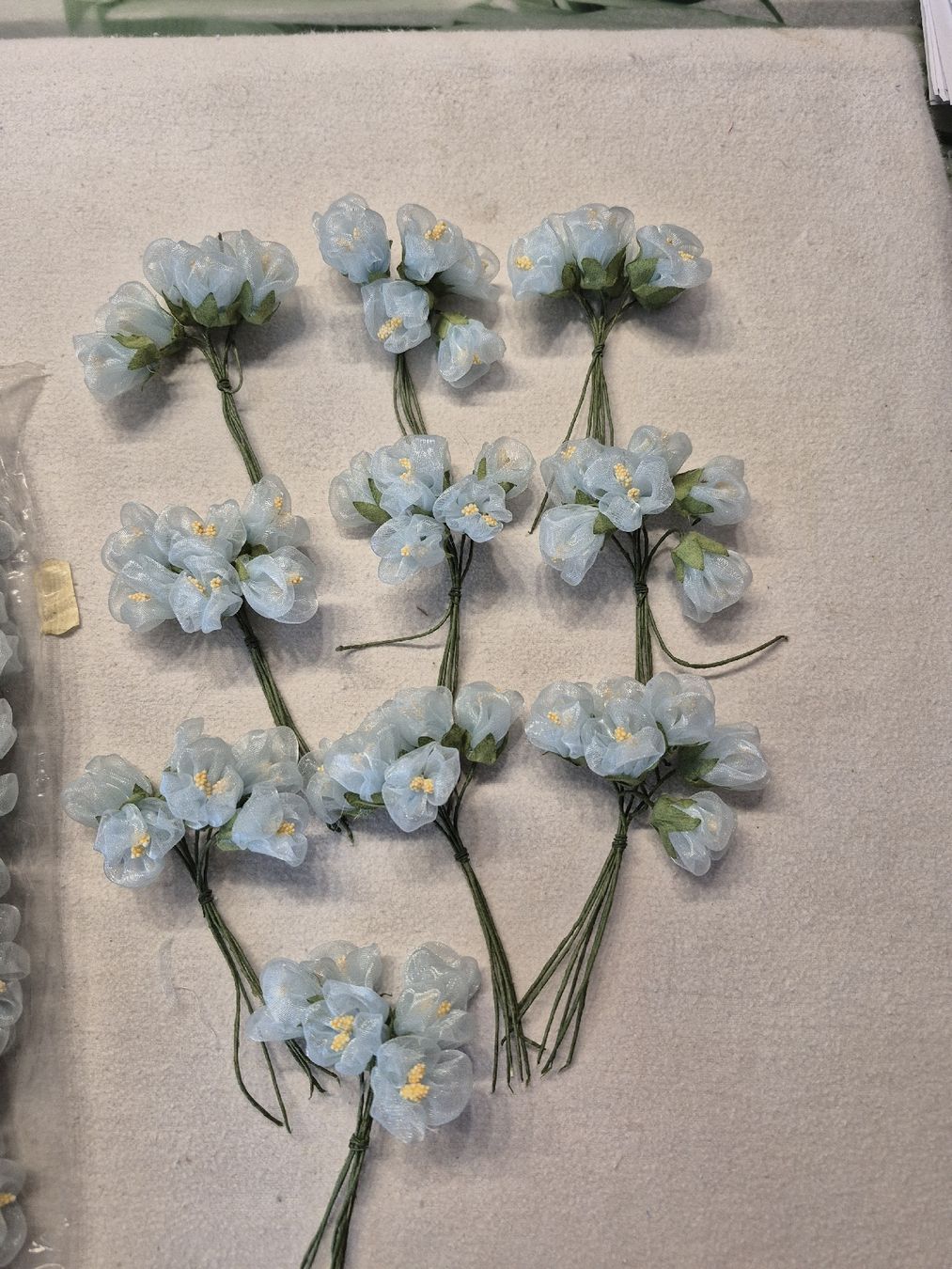 Alle Dekorationen: petites fleurs de soie en bouquet  – Neu und originalverpackt aus Obermumpf von Dadacaramel 4