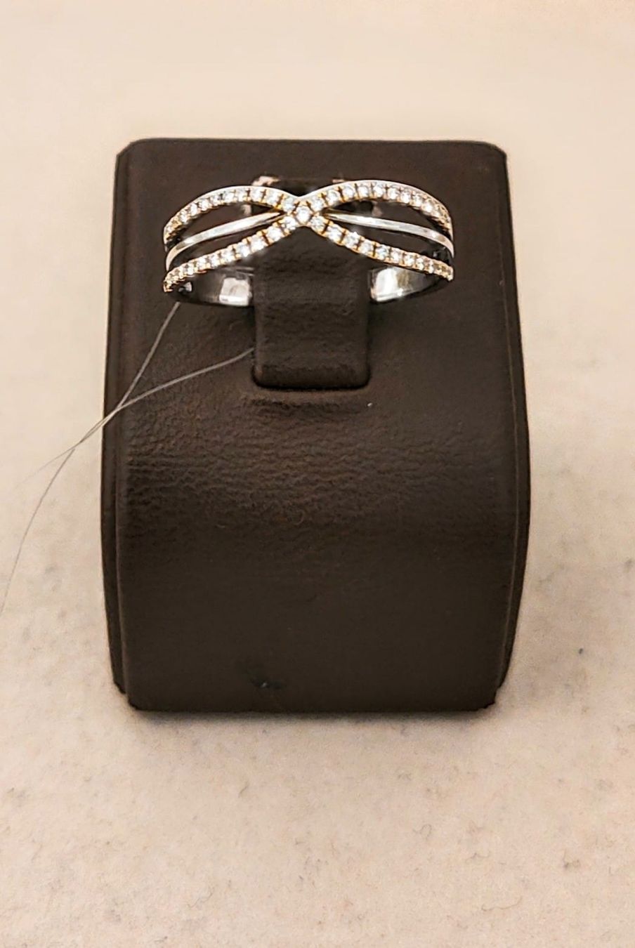 Anelli: Gold Ring mit Diamanten – Nuovo e nell'imballaggio originale da Zürich venduto da edu_kvc6