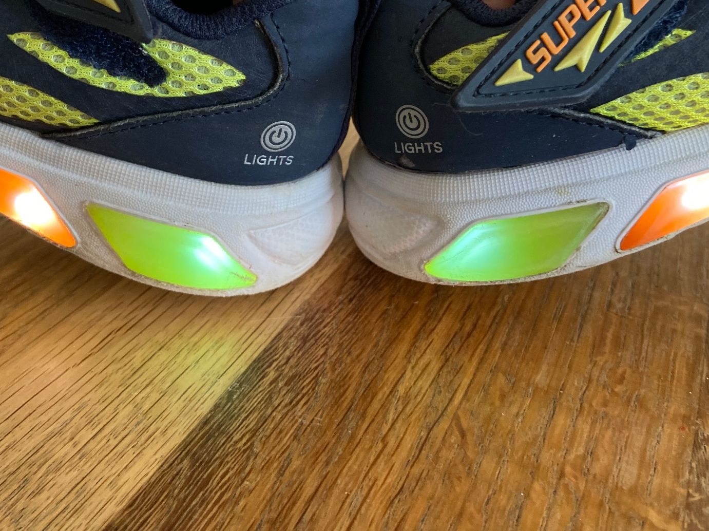 Skechers Scarpe per ragazzi: Halbschuhe von SKECHERS, Gr. 30 – Usato da Bassersdorf venduto da och_928l 4