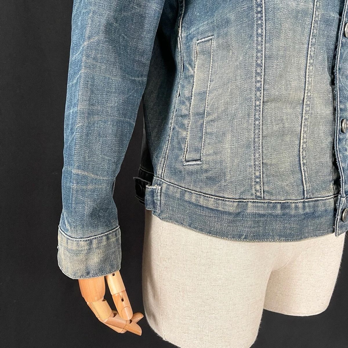 Allsaints Giacche: ALLSAINTS Denim Jacket – Nuovo (secondo la descrizione) da Emmen venduto da Avviivva_Com2023 2