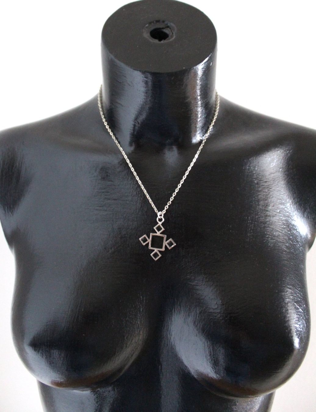 Catenine: Neu, Modeschmuck Kette, Änge ca. 26 cm. – Usato da Locarno venduto da madame-tus-sauds 1