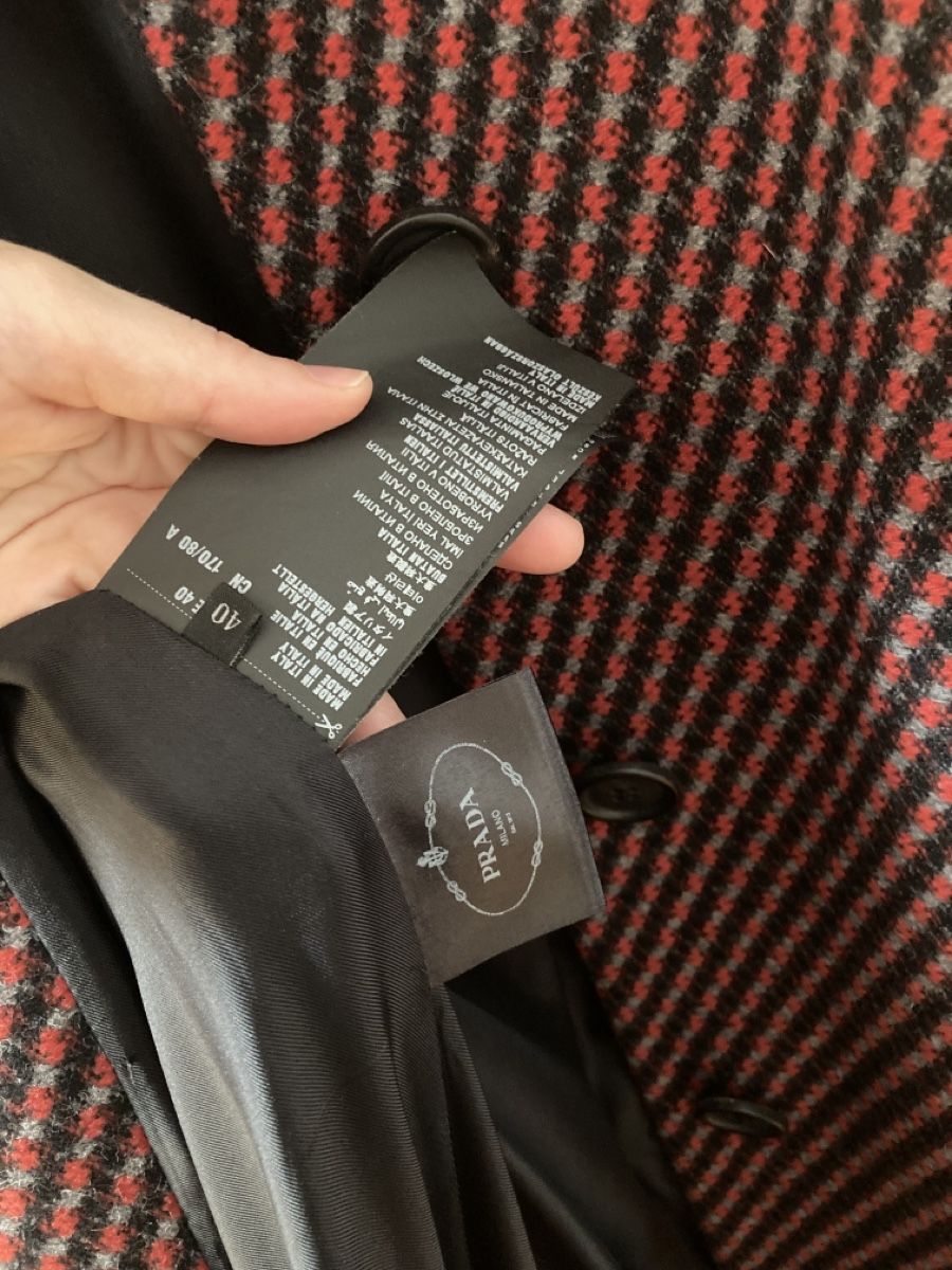 Prada Cappotti: Prada Coat 40IT – Nuovo (secondo la descrizione) da Bern venduto da chi_l5tm 5