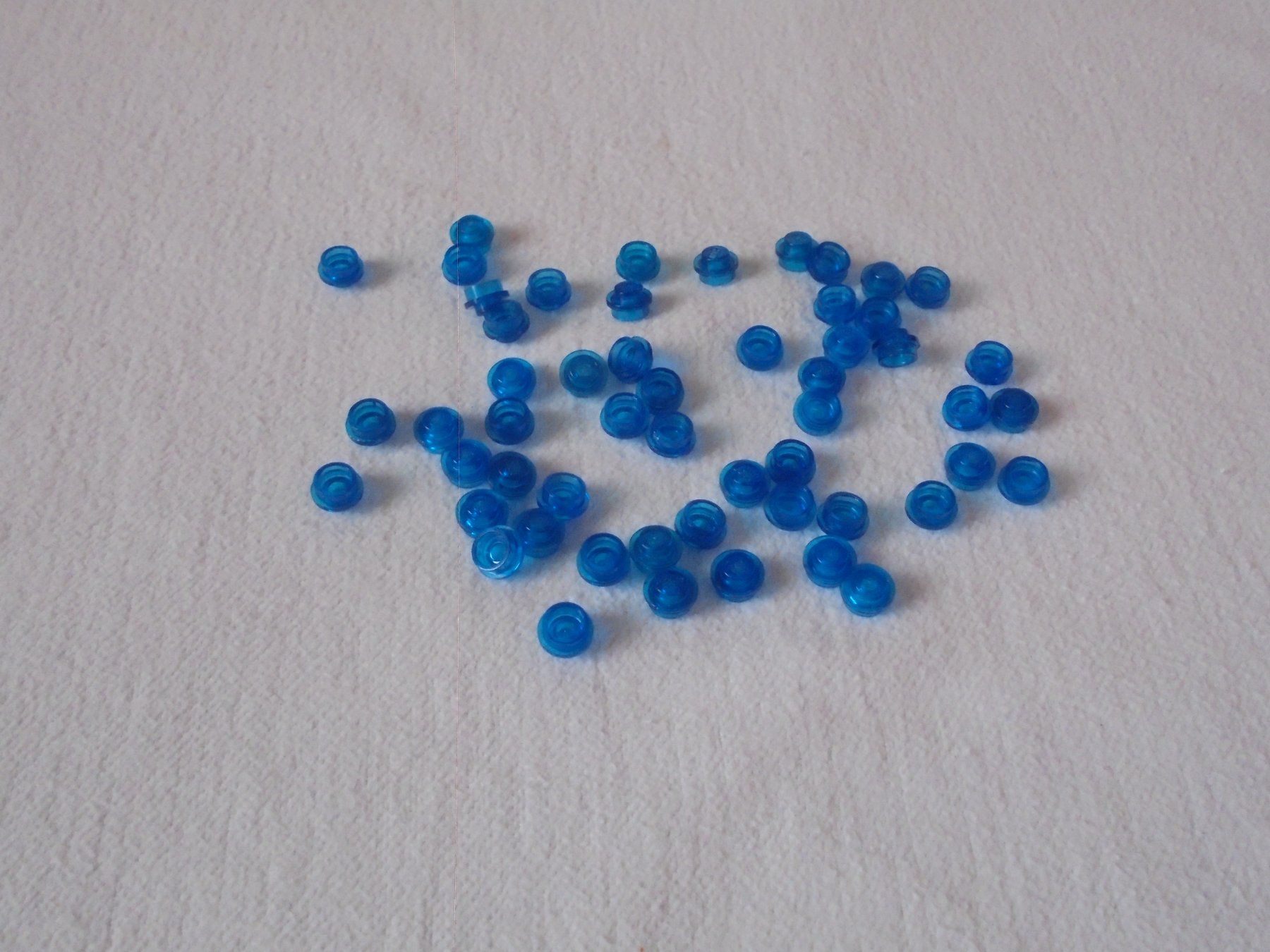 Lego Giocattoli: LEGO - 50 - TRANSPARENTE - BLAUE - RUNDSTEINE – Usato da Gelterkinden venduto da ajdt4