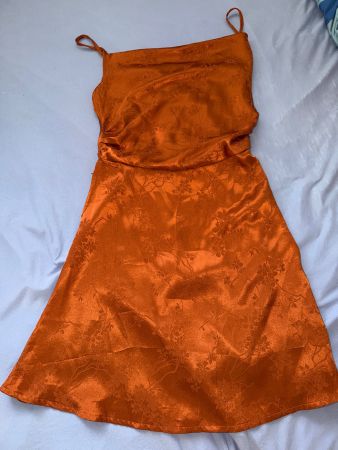 Blumenkleid für den Sommer