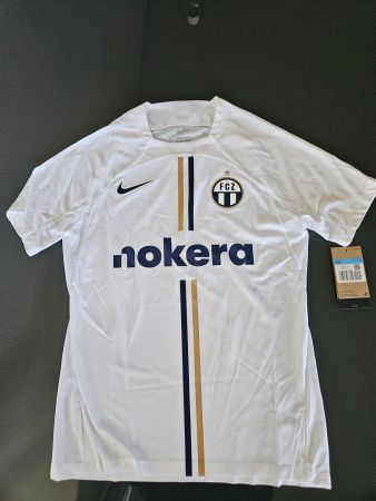 Neues FCZ Original Shirt 23/24 Grösse M Erwachsen
